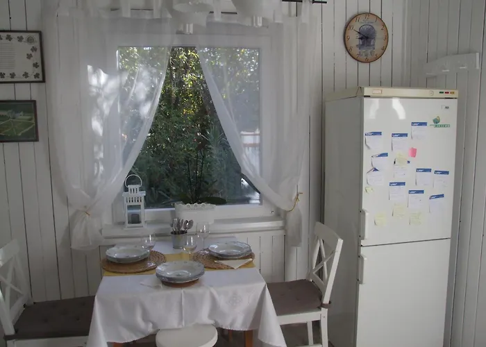 Casa vacanze Vidám Csendes Természetközeli Falusi . *